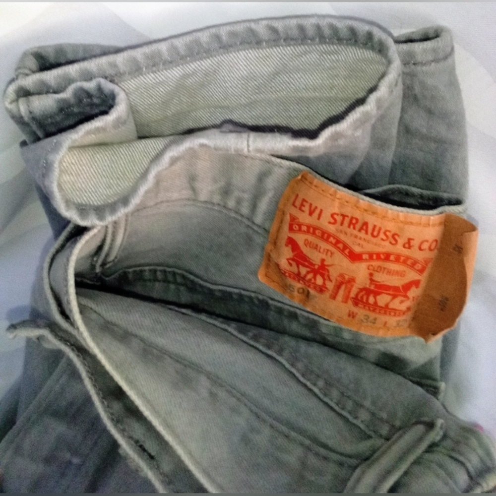 Levi's Light Gray Denim Jeans - Picture 3 of 4
